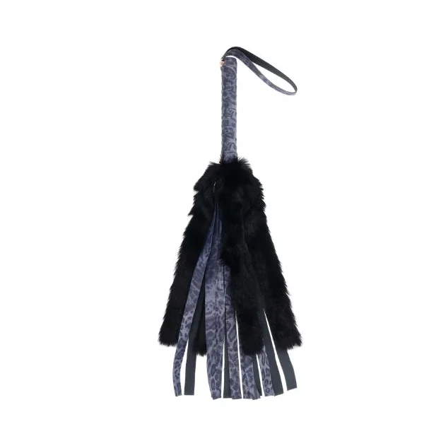 COUGAR FAUX FUR FLOGGER