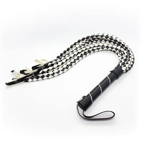 Deluxe Fetish – Flogger Braided Leather